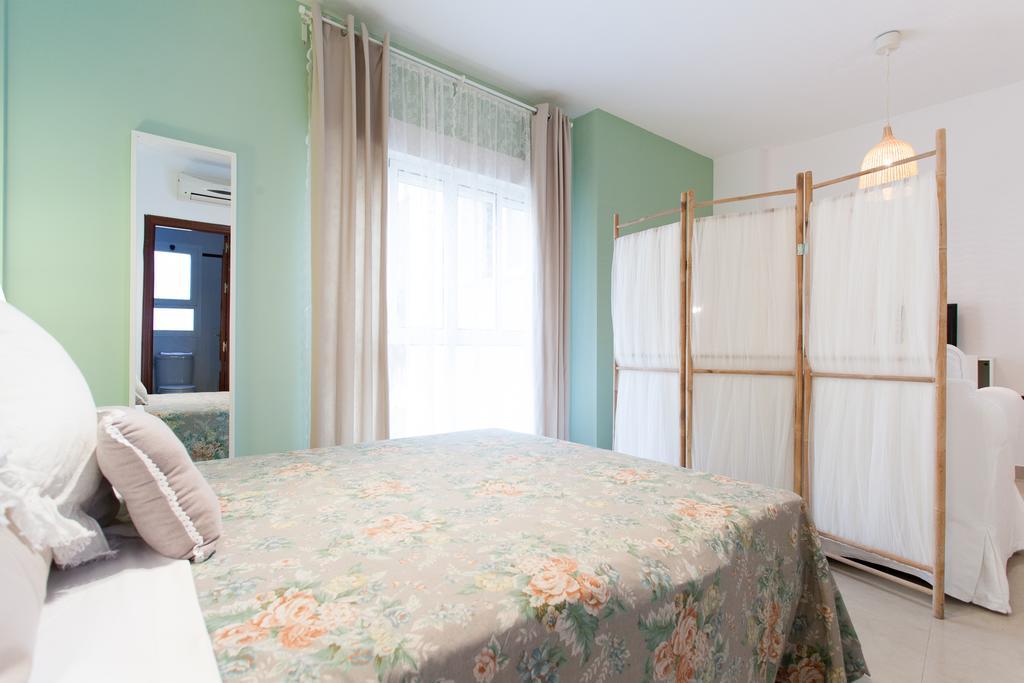 Apartamentos San Lorenzo Sevilla Bagian luar foto