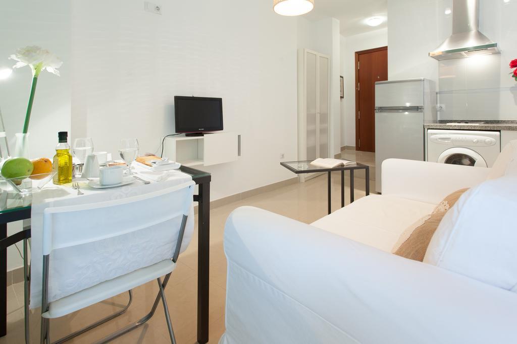 Apartamentos San Lorenzo Sevilla Bagian luar foto