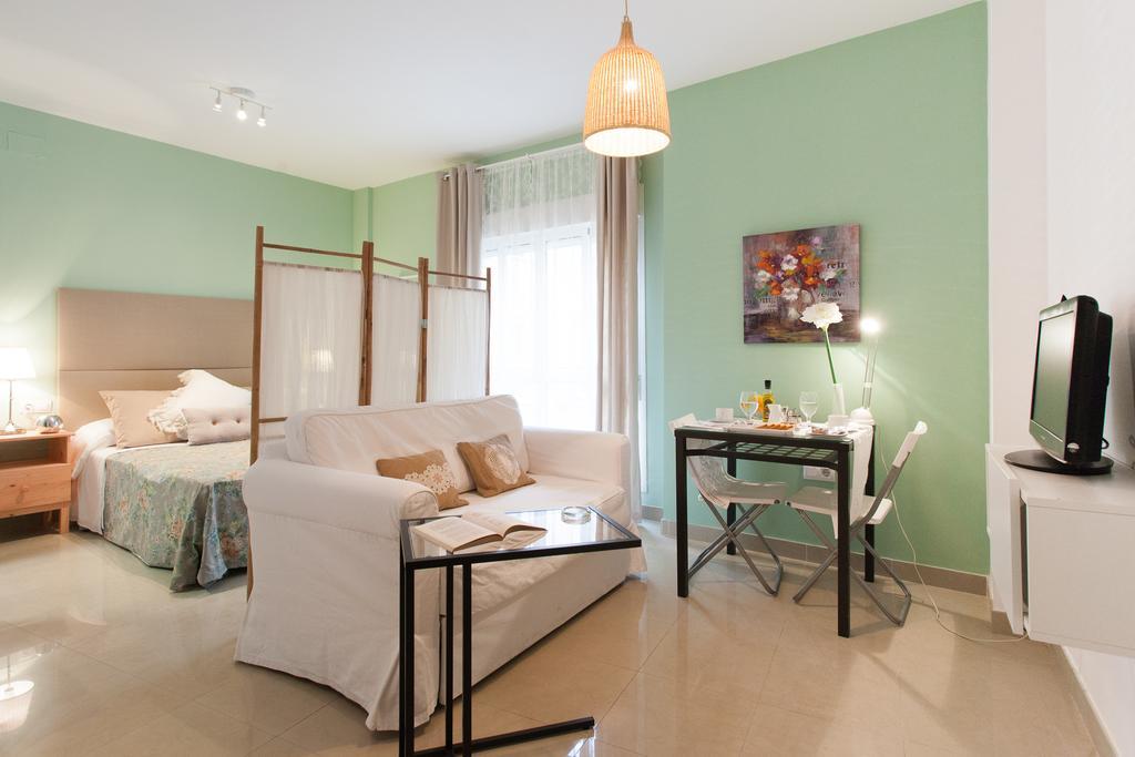 Apartamentos San Lorenzo Sevilla Bagian luar foto