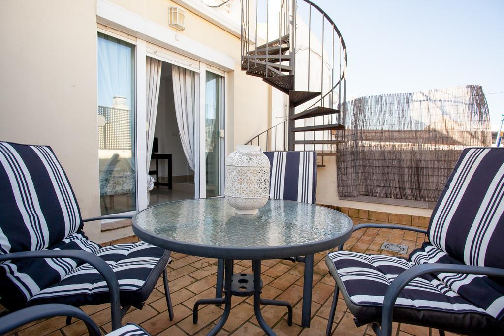 Apartamentos San Lorenzo Sevilla Bagian luar foto
