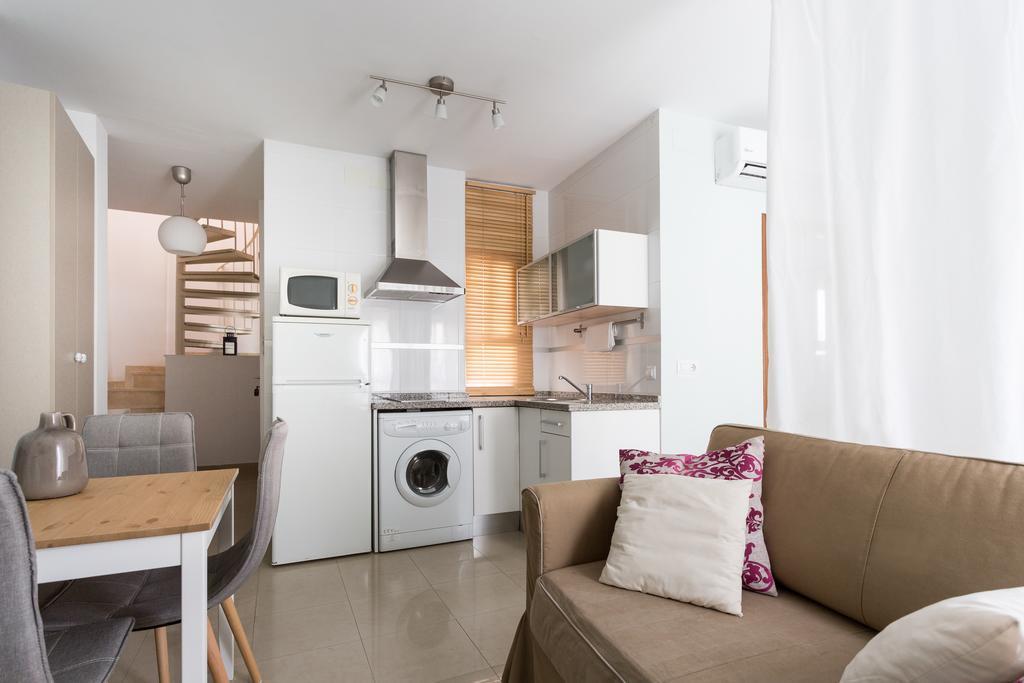 Apartamentos San Lorenzo Sevilla Bagian luar foto