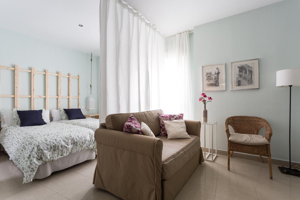 Apartamentos San Lorenzo Sevilla Bagian luar foto
