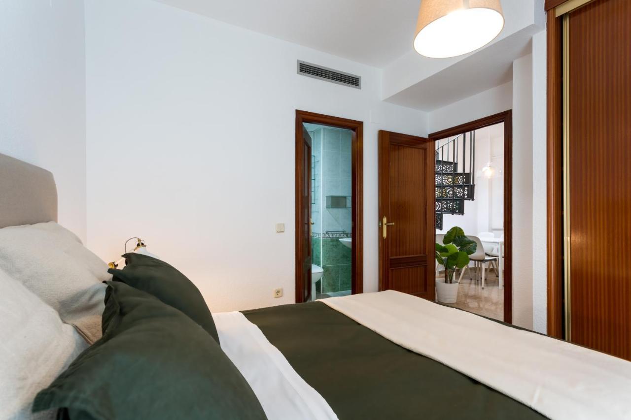 Apartamentos San Lorenzo Sevilla Bagian luar foto